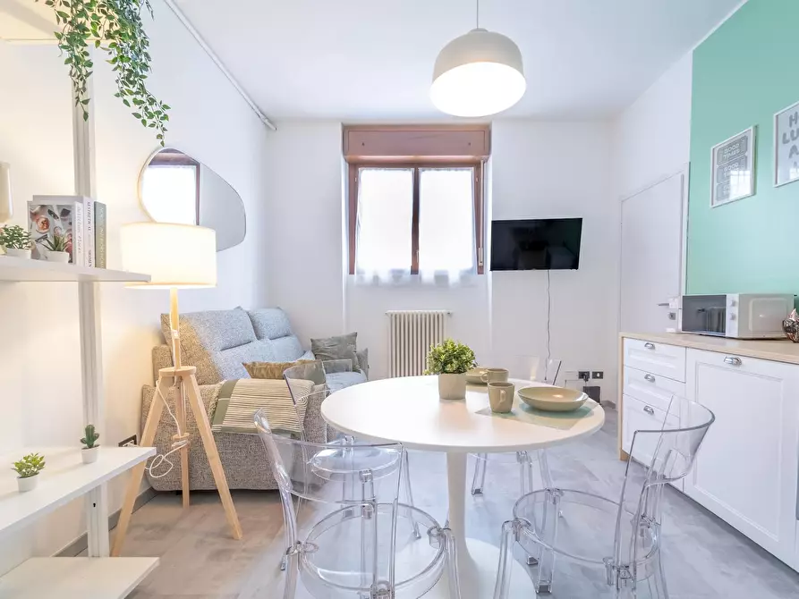 Immagine 1 di Appartamento in affitto  in Via Franco Tosi a Milano