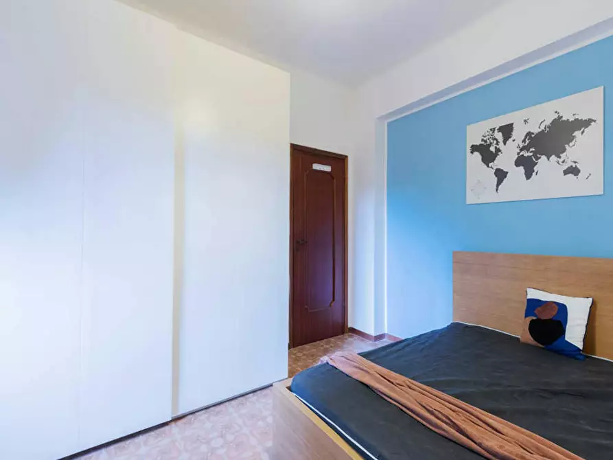 Immagine 5 di Camera in affitto  in Via San Donato a Bologna