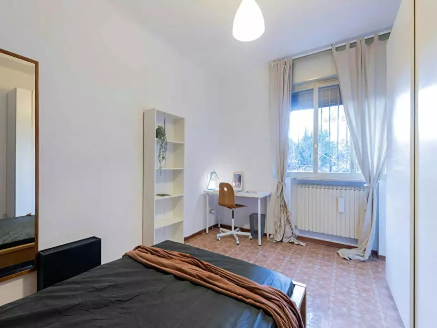 Immagine 7 di Camera in affitto  in Via San Donato a Bologna