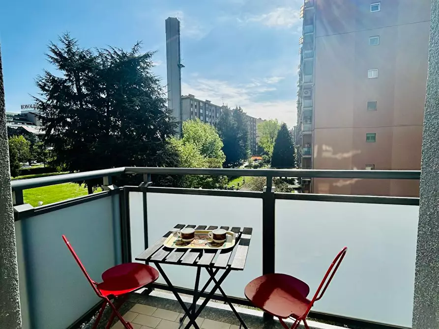 Immagine 6 di Camera in affitto  in Via Ugo Ojetti a Milano