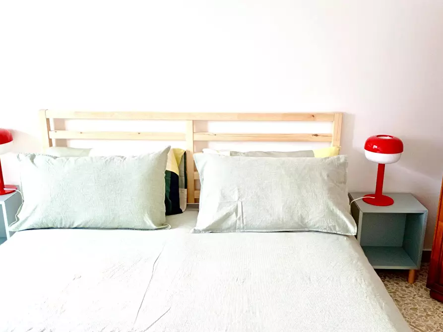 Immagine 6 di Camera in affitto  in Via Antonino Lo Surdo a Roma