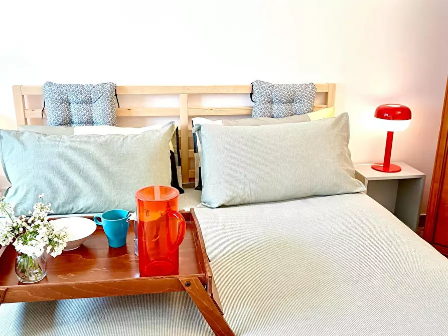 Immagine 10 di Camera in affitto  in Via Antonino Lo Surdo a Roma