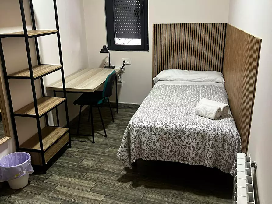 Immagine 2 di Camera in affitto  in Calle Tarifa a Leon