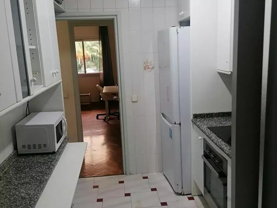 Immagine 10 di Camera in affitto  in Avenida Infante Juan Manuel a Murcia