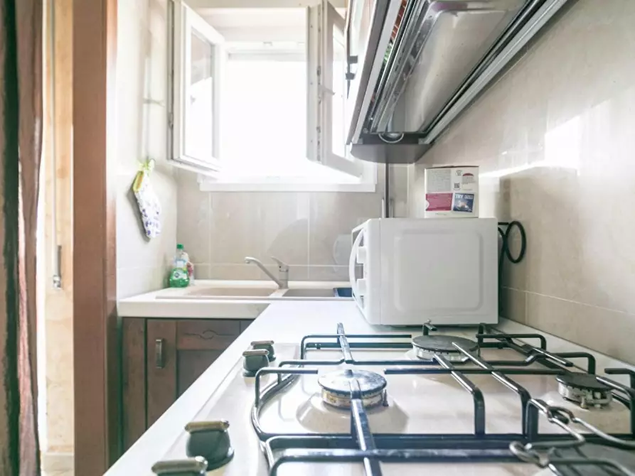 Immagine 8 di Appartamento in affitto  in Via Simone Martini a Milano