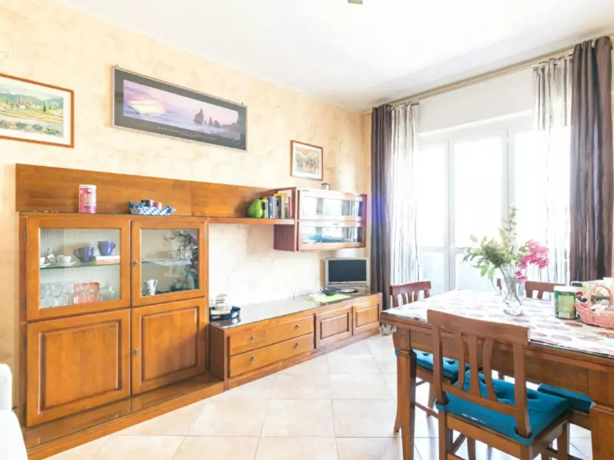 Immagine 2 di Appartamento in affitto  in Via Simone Martini a Milano