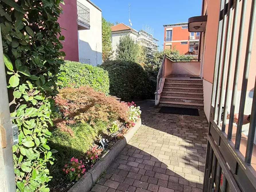 Immagine 5 di Appartamento in affitto  in Via Alfredo Comandini a Milano