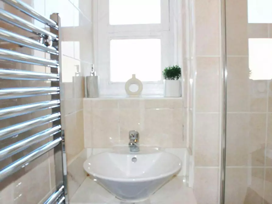 Immagine 4 di Appartamento in affitto  in Bolney Street a Lambeth