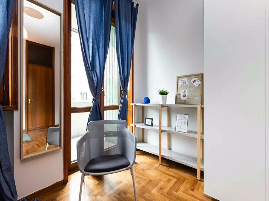 Immagine 8 di Camera in affitto  in Via Filippino Lippi a Milano