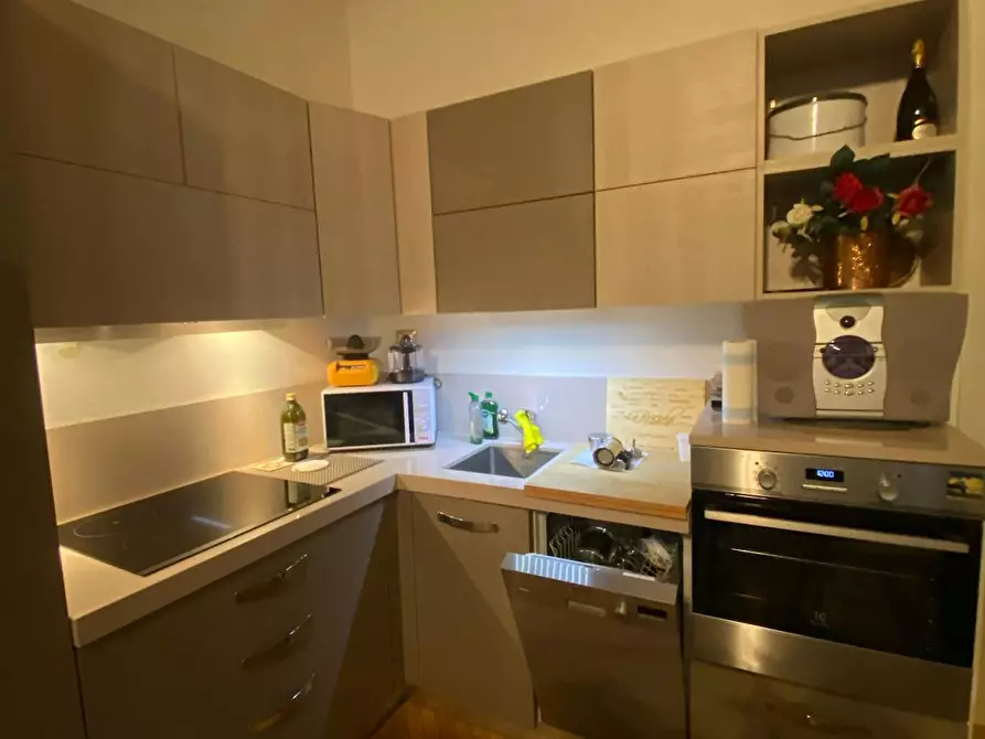 Immagine 4 di Appartamento in affitto  in Via Ugo Bassi a Bologna