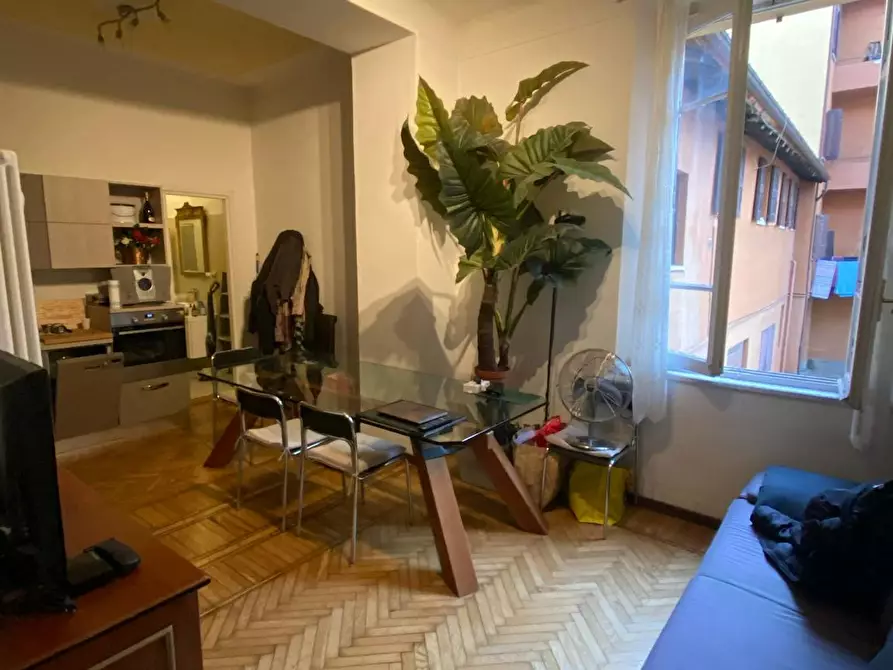 Immagine 5 di Appartamento in affitto  in Via Ugo Bassi a Bologna