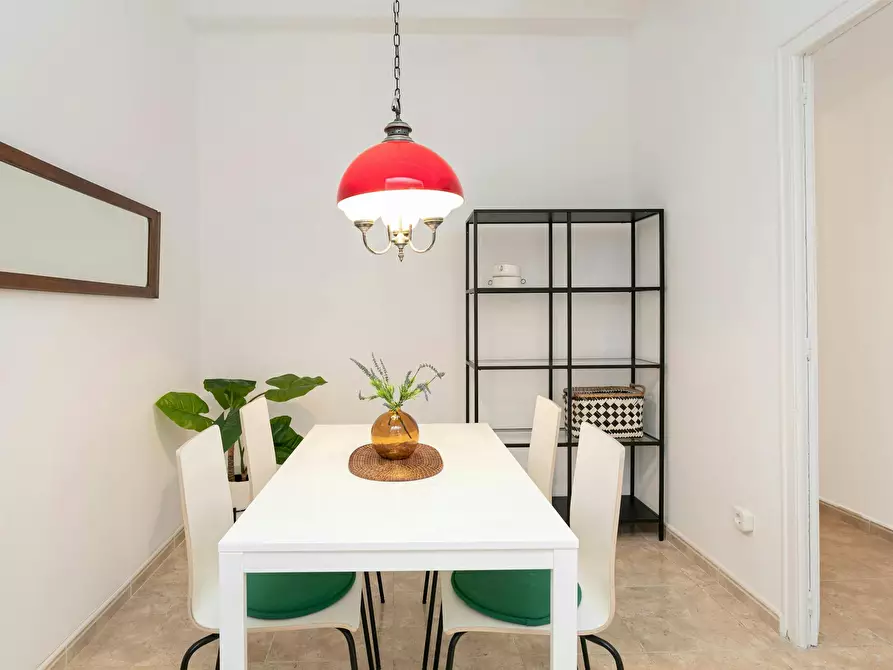 Immagine 6 di Appartamento in affitto  in Carrer de Sepúlveda a Barcelona