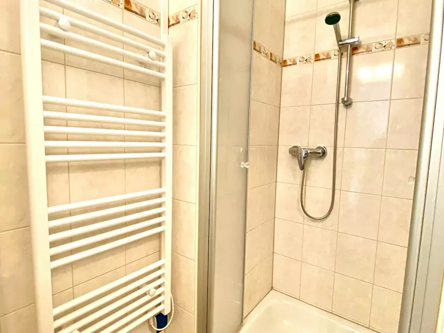 Immagine 8 di Appartamento in affitto  in Querstraße a Nürnberg