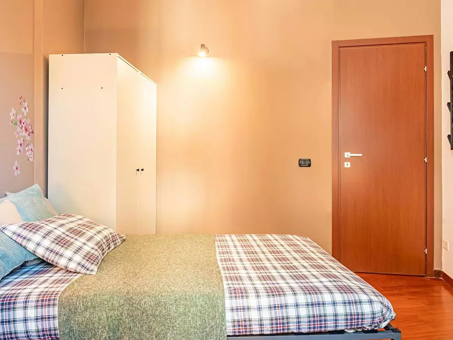 Immagine 3 di Camera in affitto  in Via Santa Rita da Cascia a Milano