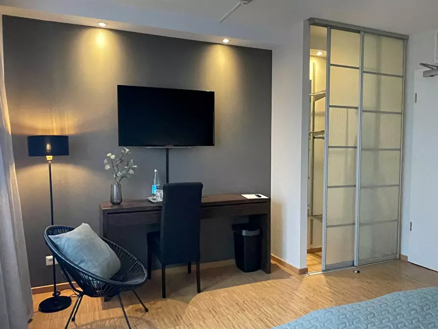 Immagine 4 di Appartamento in affitto  in Schwarzwaldstraße a Frankfurt am Main