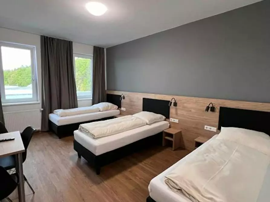 Immagine 1 di Appartamento in affitto  in Schwabener Straße a Ebersberg