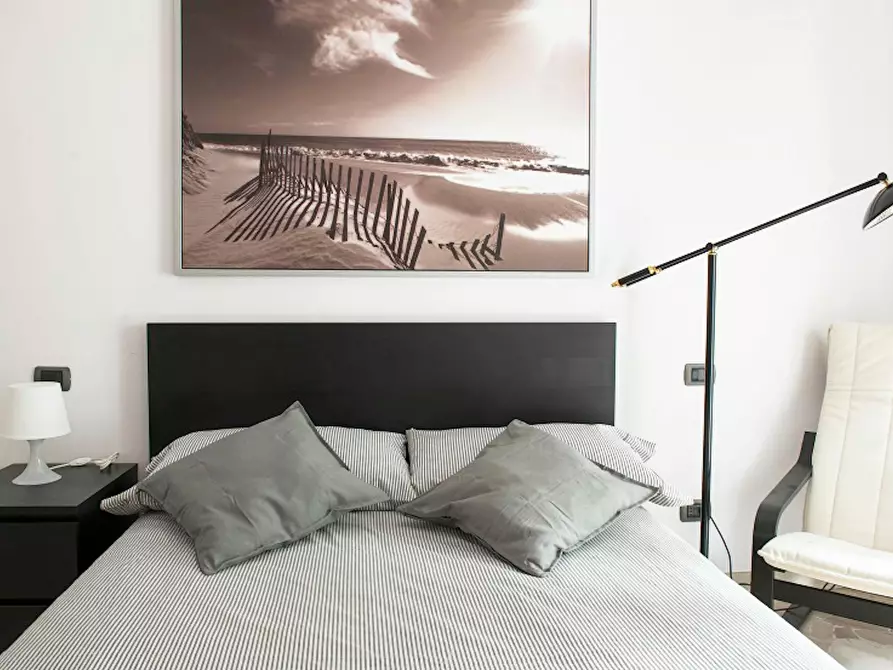 Immagine 2 di Camera in affitto  in Via Pisanello a Milano