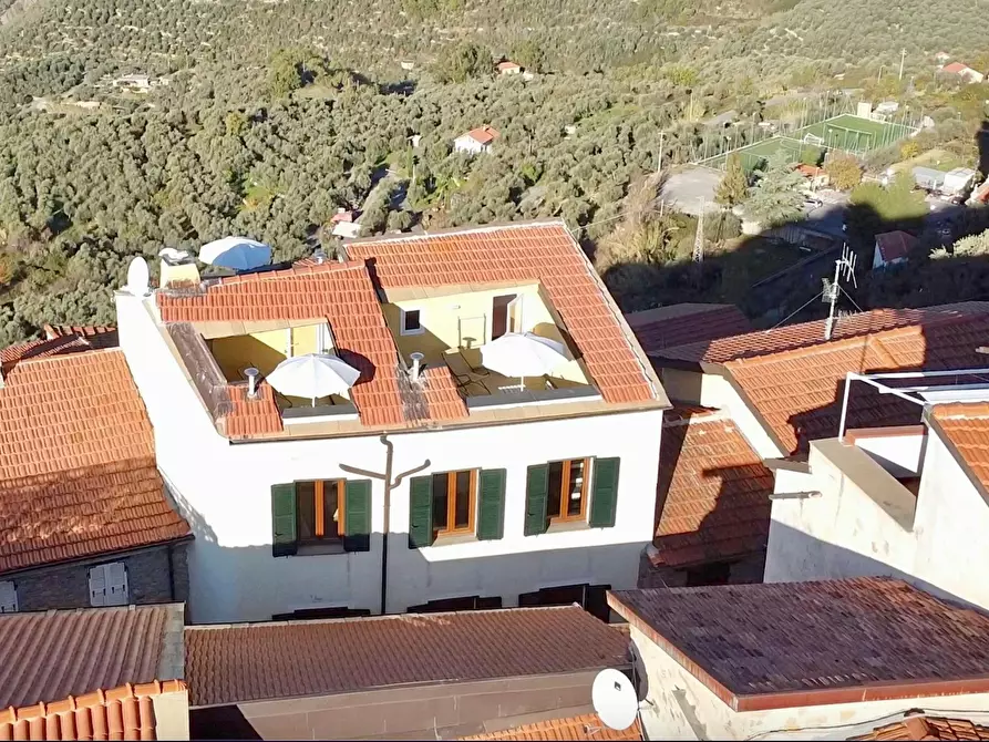 Immagine 1 di Appartamento in affitto  in Via Umberto I a Chiusanico