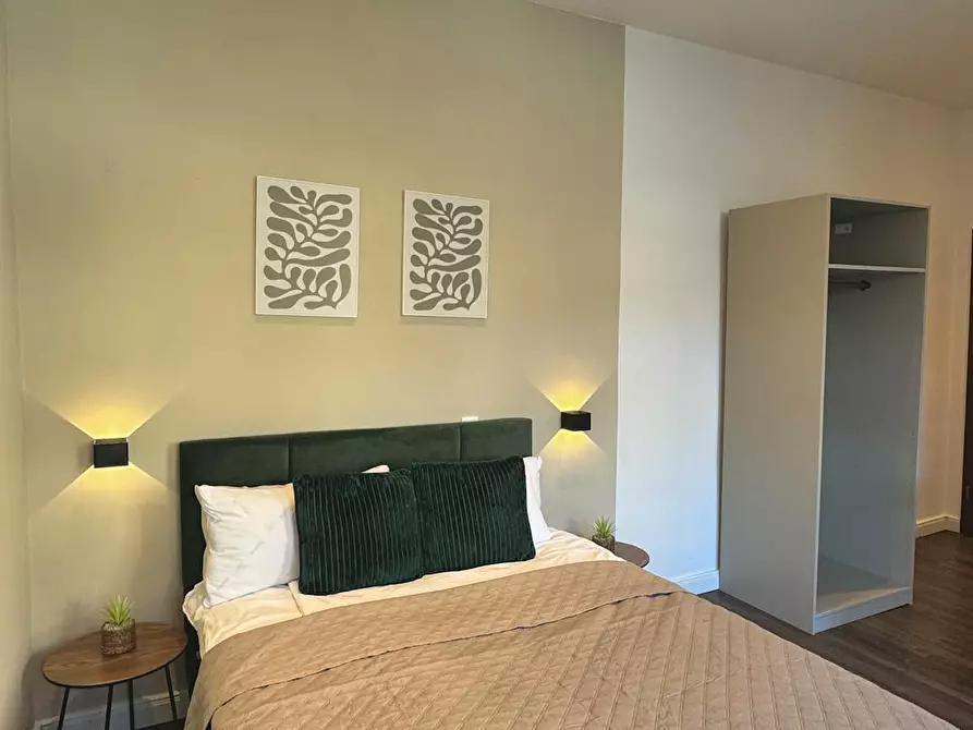 Immagine 3 di Appartamento in affitto  in Hüttenstraße a Düsseldorf