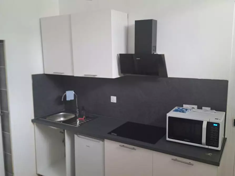 Immagine 2 di Appartamento in affitto  in Rue d'Alsace a Famars