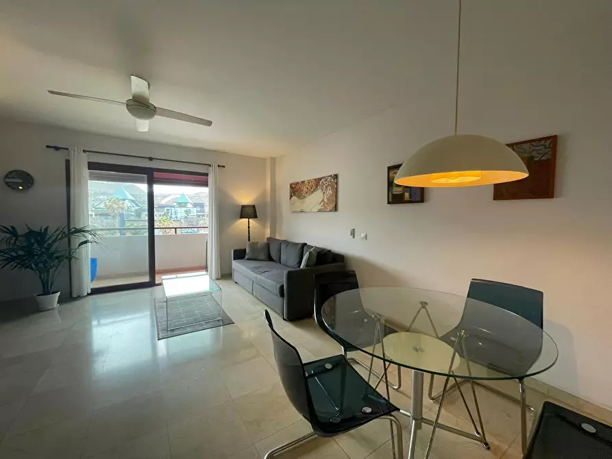 Immagine 1 di Appartamento in affitto  in Calle Sagunto a Las Palmas De Gran Canaria