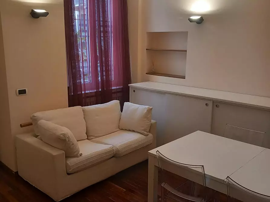 Immagine 1 di Appartamento in affitto  in Via Friuli a Milano