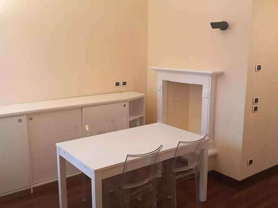 Immagine 2 di Appartamento in affitto  in Via Friuli a Milano
