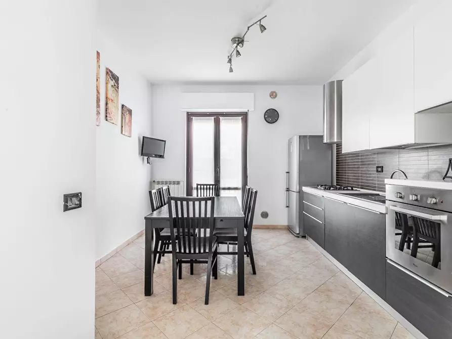 Immagine 3 di Appartamento in affitto  in Via Corrado II il Salico a Milano