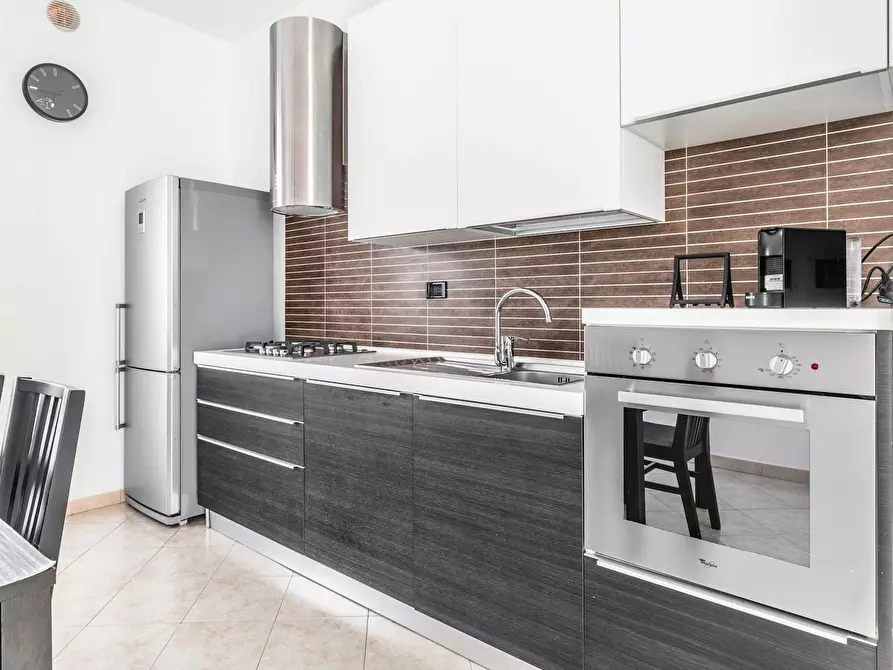 Immagine 1 di Appartamento in affitto  in Via Corrado II il Salico a Milano