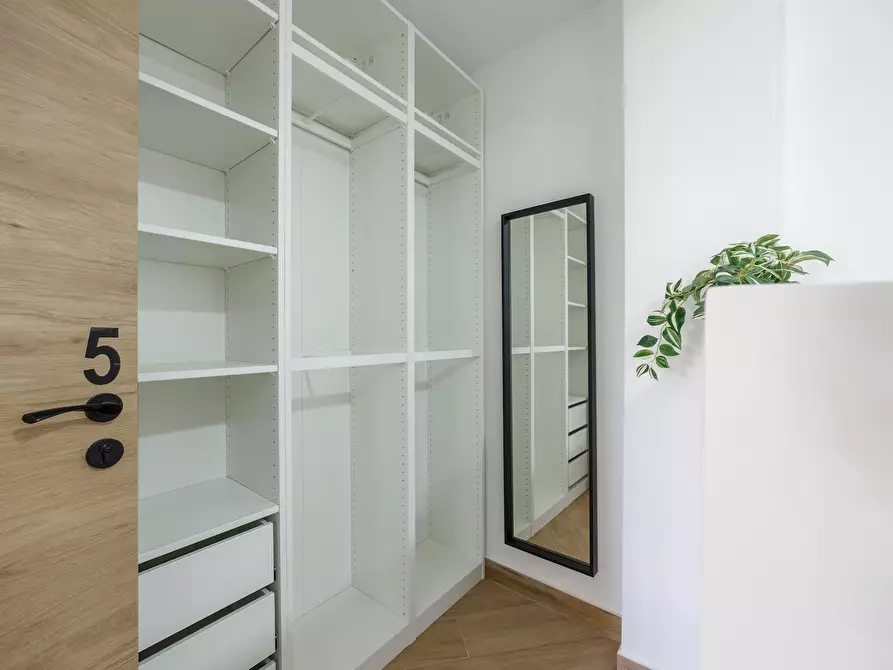 Immagine 4 di Camera in affitto  in Carrer de l'Arquitecte Arnau a Valencia