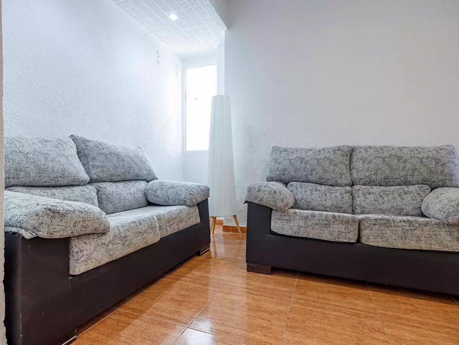 Immagine 7 di Camera in affitto  in Carrer del Baró de San Petrillo a Valencia