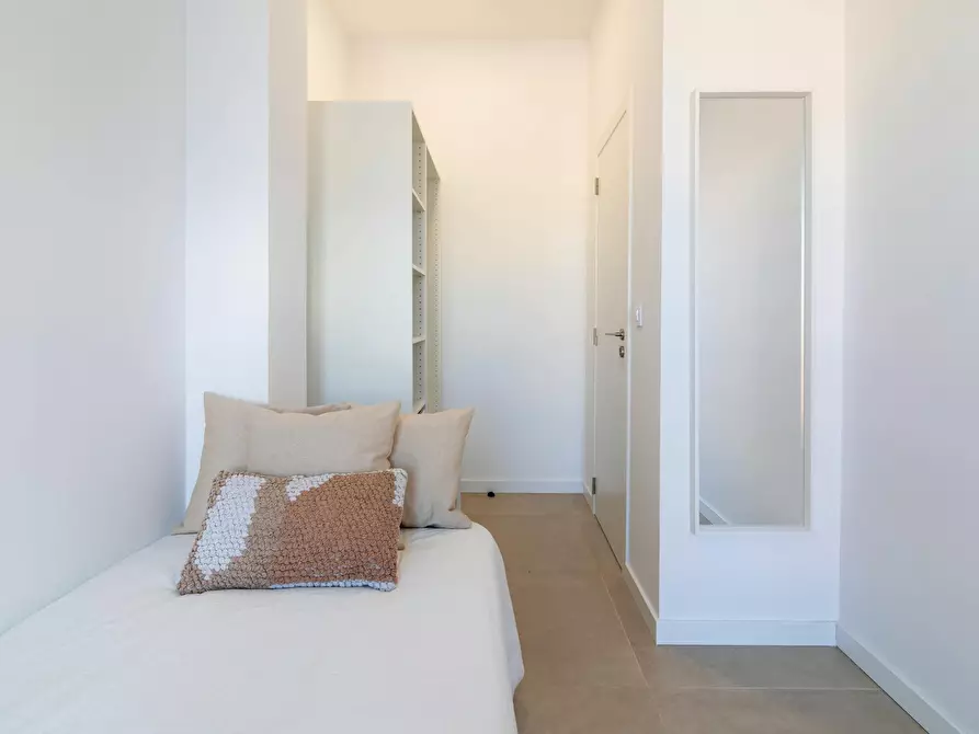 Immagine 7 di Camera in affitto  in Carrer de l'Escultor Josep Capuz a Valencia