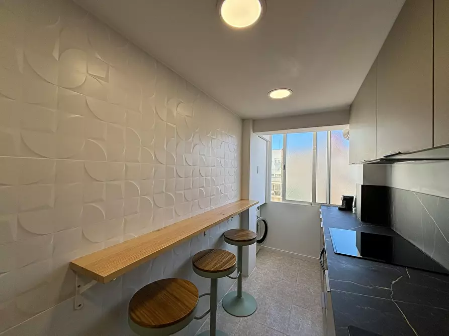 Immagine 6 di Camera in affitto  in Carrer de Rodrigo de Pertegás a Valencia