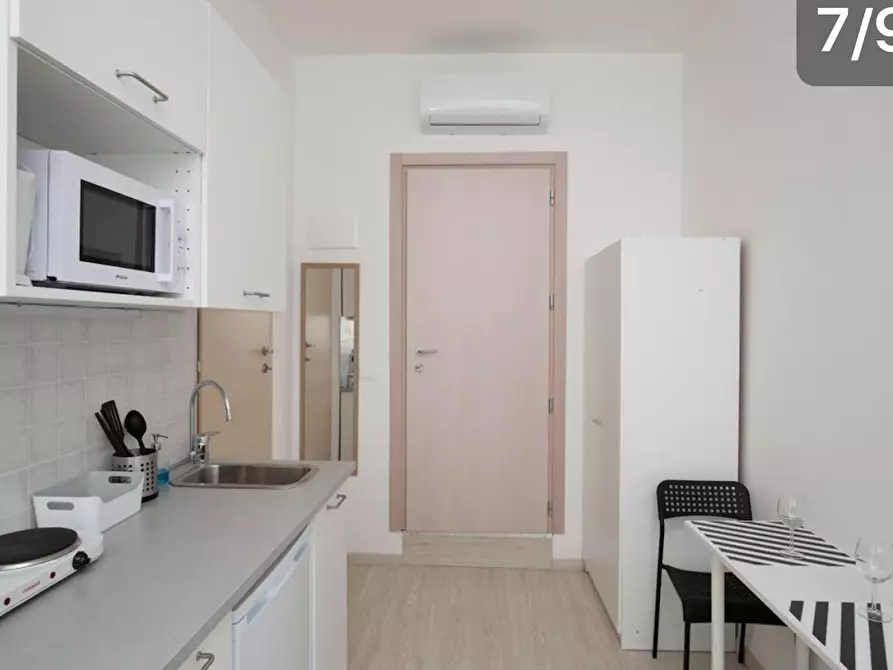 Immagine 7 di Appartamento in affitto  in Viale Principe Amedeo a Rimini