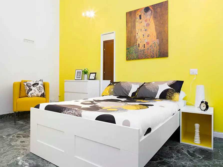 Immagine 5 di Camera in affitto  in Via Carlo Bertolazzi a Milano