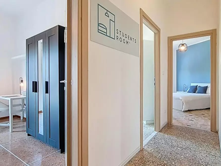 Immagine 9 di Camera in affitto  in Viale Giacomo Matteotti a Forli'