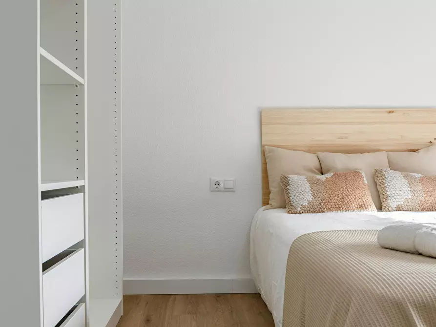 Immagine 6 di Camera in affitto  in Carrer de Reig Genovés a Valencia