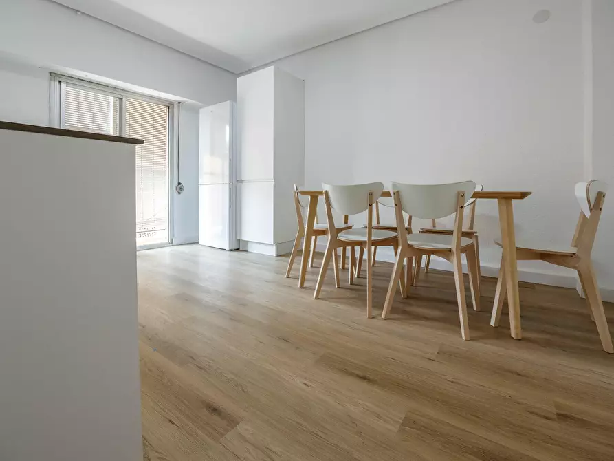 Immagine 10 di Camera in affitto  in Carrer de Reig Genovés a Valencia