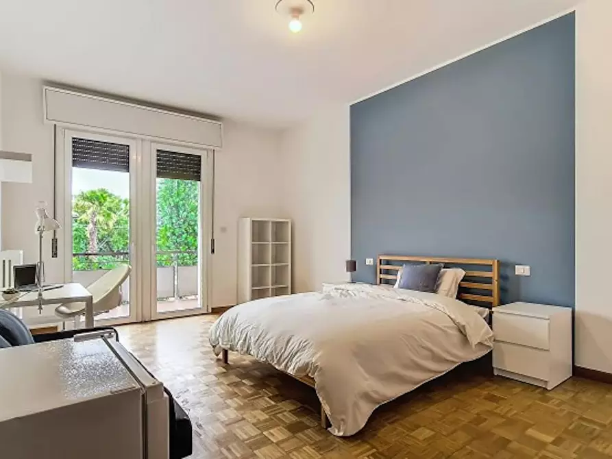 Immagine 1 di Camera in affitto  in Via Roma a Meldola