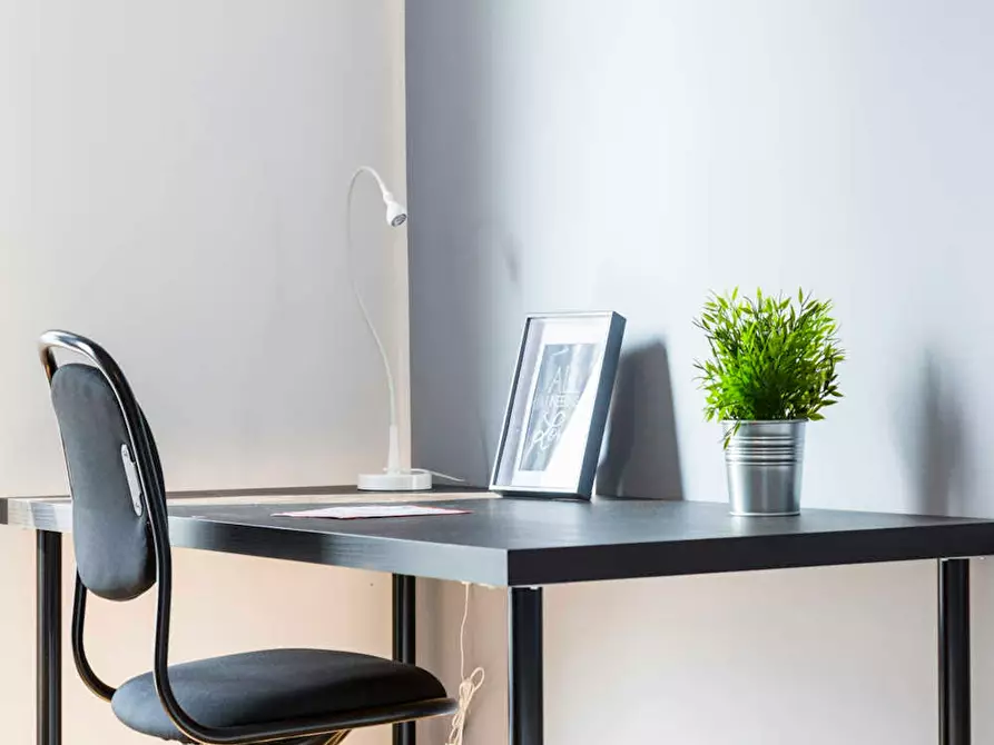 Immagine 5 di Camera in affitto  in Via dei Mandorli a Buccinasco