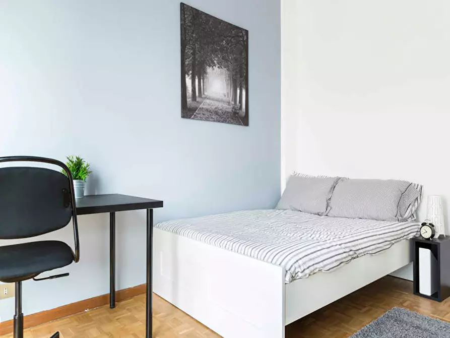 Immagine 3 di Camera in affitto  in Via dei Mandorli a Buccinasco