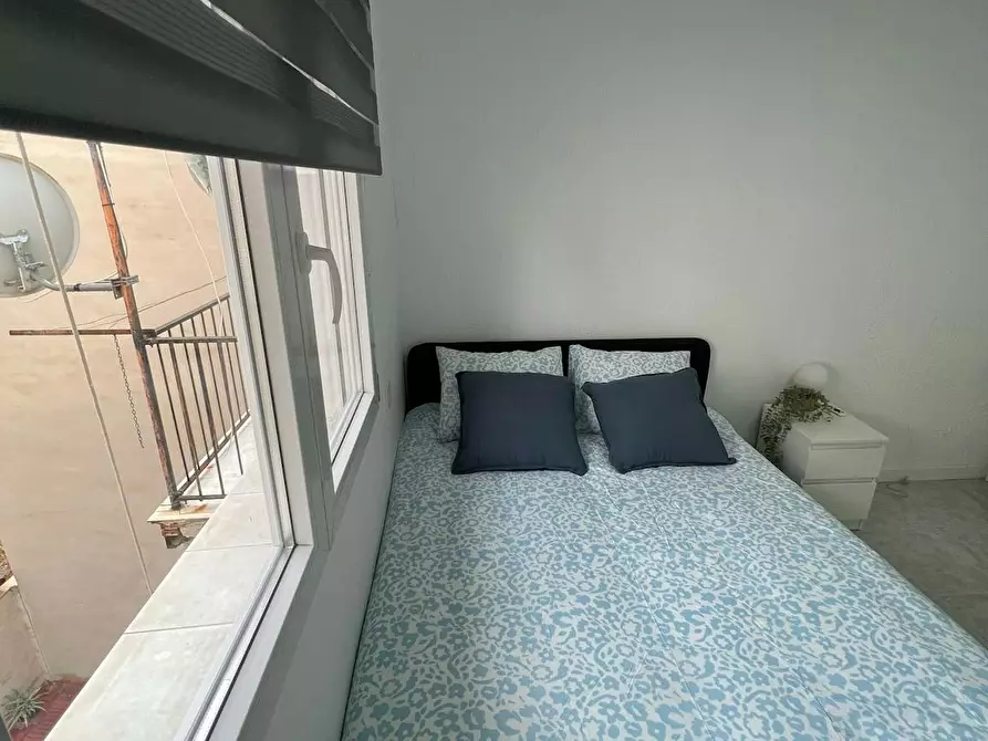 Immagine 5 di Camera in affitto  in Carrer Doctor Just a Alicante/Alacant