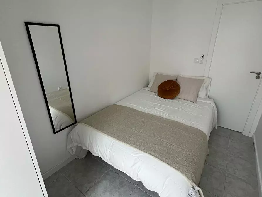 Immagine 2 di Camera in affitto  in Carrer Doctor Just a Alicante/Alacant