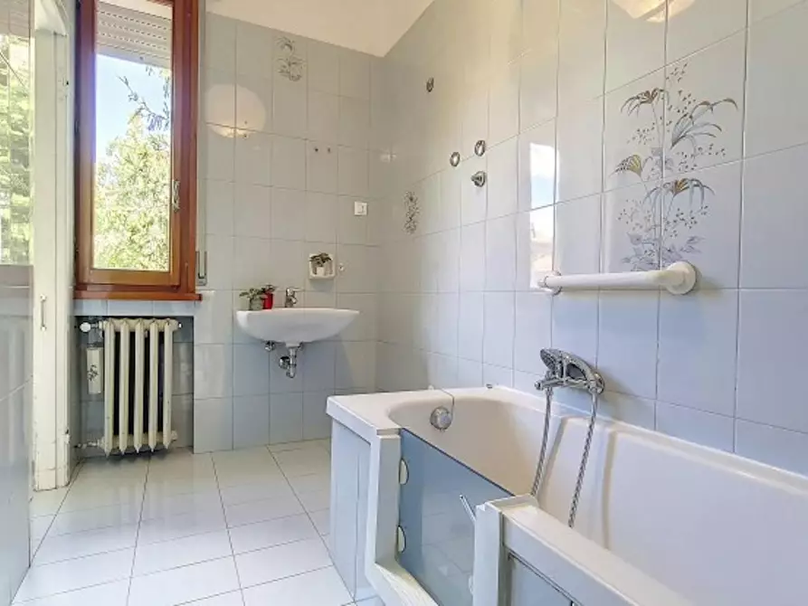 Immagine 3 di Camera in affitto  in Via Francesco Rossi a Forli'