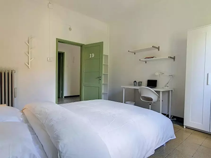 Immagine 2 di Camera in affitto  in Via Francesco Rossi a Forli'