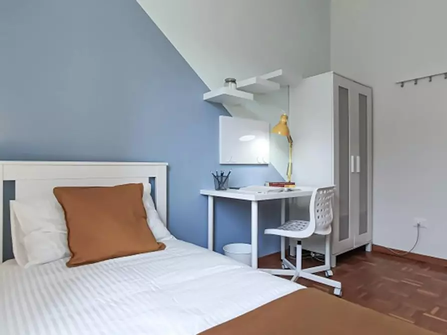 Immagine 1 di Camera in affitto  in Viale Luigi Ridolfi a Forli'