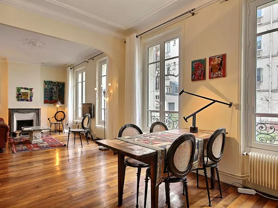 Immagine 10 di Appartamento in affitto  in Rue du Rendez-Vous a Paris