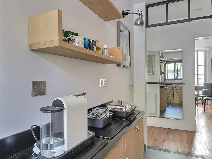 Immagine 10 di Appartamento in affitto  in Rue des Abbesses a Paris 18