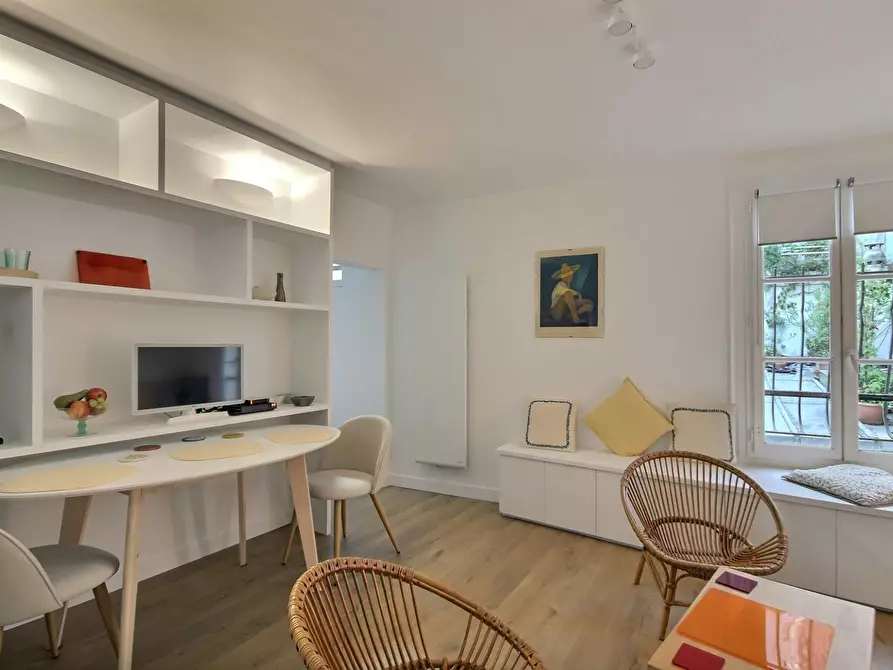Immagine 5 di Appartamento in affitto  in Rue de la Montagne Sainte Geneviève a Paris 05