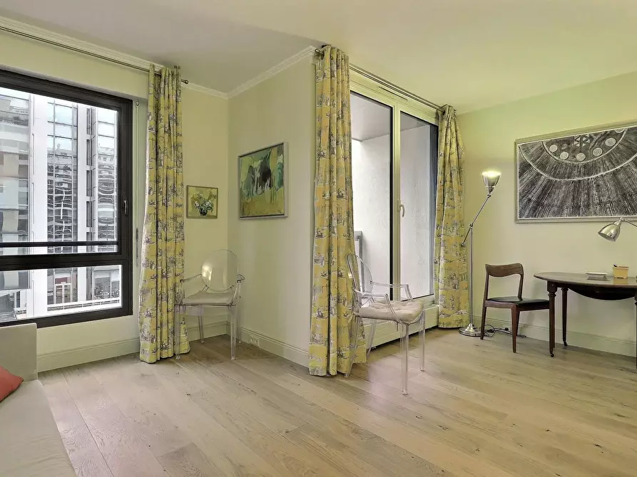 Immagine 5 di Appartamento in affitto  in Rue Jean Daudin a Paris